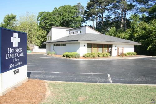1057 Morningside Dr, Perry, GA, 31069-2903 | Card Image