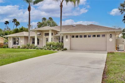 2250 Swoope Drive, House other with 3 bedrooms, 3 bathrooms and null parking in New Smyrna Beach FL | Image 3