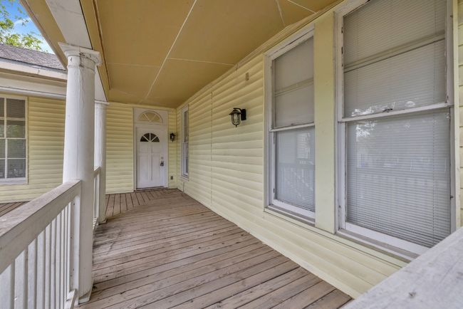 View of wooden terrace | Image 4