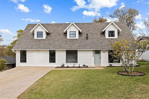 5202 Woodmoor Dr, Austin, TX, 78721-1619 | Card Image