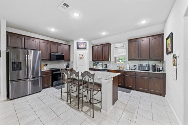 239 Springwood Ranch Loop, House other with 4 bedrooms, 2 bathrooms and null parking in Springtown TX | Image 8