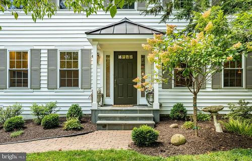 1032 N New St, WEST CHESTER, PA, 19380-3899 | Card Image