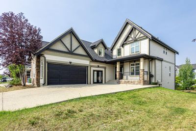 109 Kinniburgh Blvd, House detached with 5 bedrooms, 3 bathrooms and 4 parking in Chestermere AB | Image 1