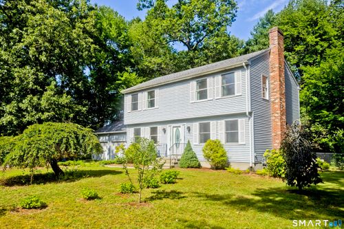 1 Autumn Dr, Enfield, CT, 06082-6236 | Card Image