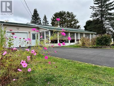 11 Pinewood Dr, House other with 2 bedrooms, 2 bathrooms and null parking in Saint Stephen NB | Image 1