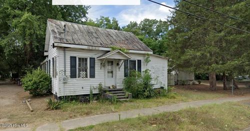 313 E Lenoir Ave, Kinston, NC, 28501-4424 | Card Image