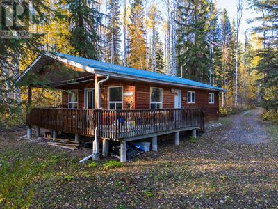 2304 Holmes Deakin Rd, House other with 3 bedrooms, 1 bathrooms and null parking in Golden BC | Image 1