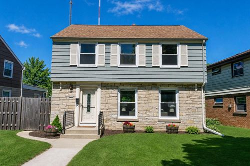 4333 N Sheffield Avenue, Shorewood, WI, 53211 | Card Image