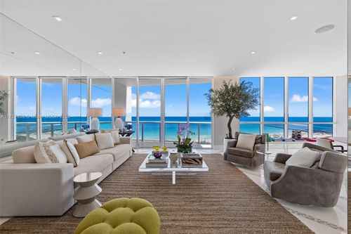150203-50 S Pointe Dr, Miami Beach, FL, 33139-4767 | Card Image