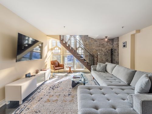 301-384 Sunnyside Ave, Toronto, ON, M6R2S1 | Card Image