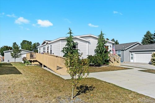 1222 Heather Ct, Grass Lake, MI, 49240-8932 | Card Image