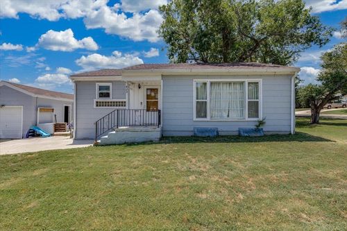 425 W 6th St, Pratt, KS, 67124-2469 | Card Image