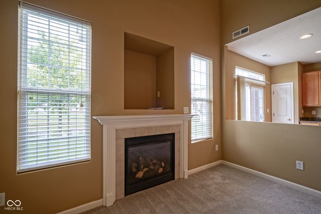 10944 Perry Pear Dr, Condo with 2 bedrooms, 3 bathrooms and null parking in Zionsville IN | Image 10