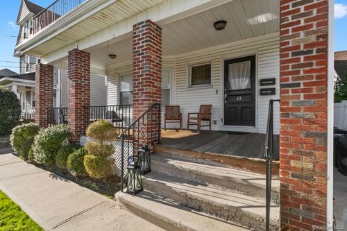 1-13 Hanford Ave, New Rochelle, NY, 10805-2404 | Card Image