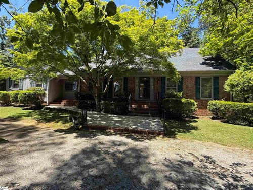 610 S Adair St, Clinton, SC, 29325-2804 | Card Image