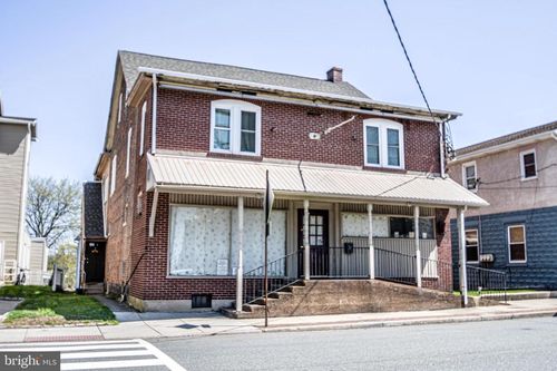 82 Main St, PENNSBURG, PA, 18073-1310 | Card Image