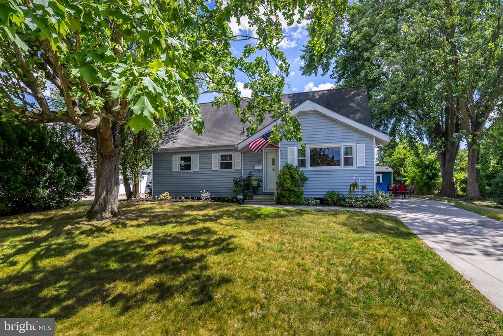 Craig Pl, Pennsville, NJ 08070
