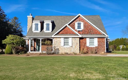 175 Uhl Ln, Orient, NY, 11957-1395 | Card Image