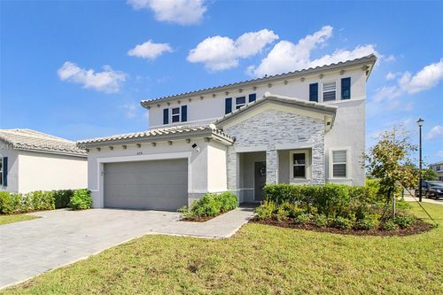 879 Se 26th Ter, Homestead, FL, 33035-2592 | Card Image