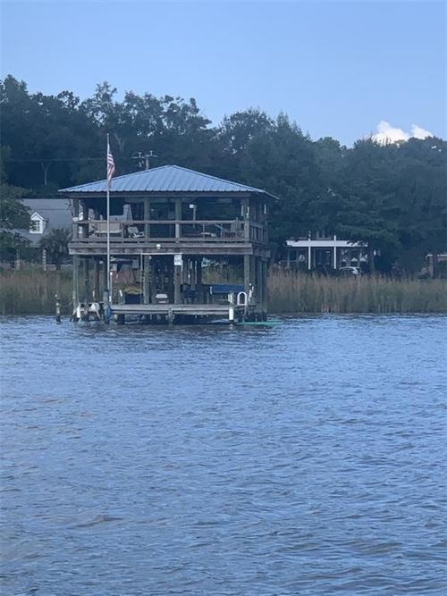 3969 Scenic Dr, Mobile, AL, 36605-4431 | Card Image