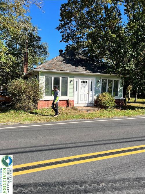 2145 Delaware Drive, EASTON, PA, 18042 | Card Image