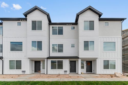 106-290 E 1275 N, Harrisville, UT, 84404-5398 | Card Image