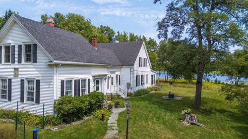 139 Oregon Rd, Islesboro, ME, 04848-4041 | Card Image