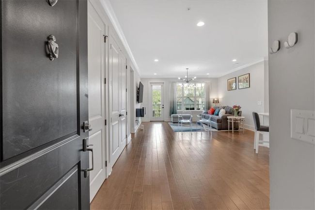APT-303 - 6890 Peachtree Dunwoody Rd, Condo with 2 bedrooms, 2 bathrooms and 2 parking in Sandy Springs GA | Image 5