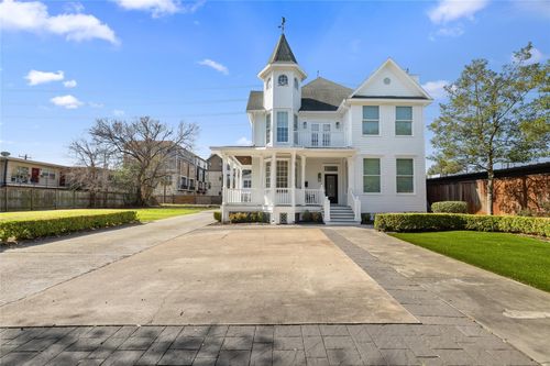 3-811 Heights Blvd, Houston, TX, 77007 | Card Image