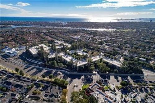 101-424 N Bellflower, Long Beach, CA, 90814 | Card Image