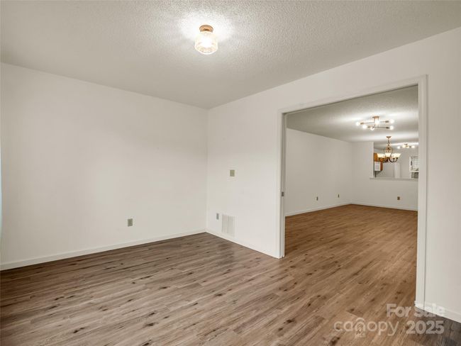 2403 Deermouse Way, Condo with 2 bedrooms, 2 bathrooms and null parking in Hendersonville NC | Image 20
