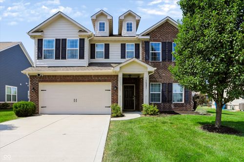 16221 Larimar Dr, Noblesville, IN, 46060-5014 | Card Image