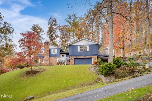 8651 Curtiss Hill Rd, Pound, VA, 24279-4537 | Card Image