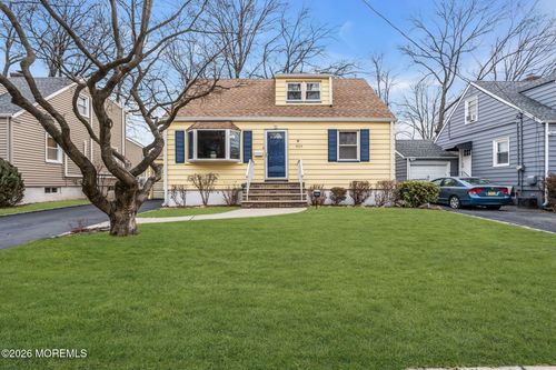 925 Woodland Ave, Union, NJ, 07083-7712 | Card Image