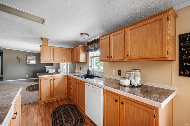 317 N Walnut St, House other with 4 bedrooms, 2 bathrooms and null parking in Mount Summit IN | Image 11