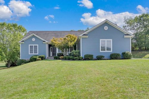 81 Brookview Cir, Daleville, VA, 24083-3693 | Card Image