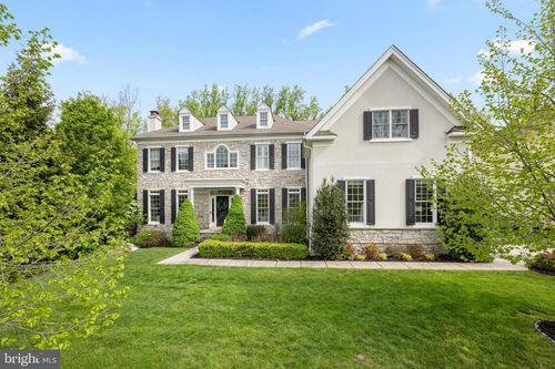 3907 Woodland Dr, NEWTOWN SQUARE, PA, 19073-1092 | Card Image