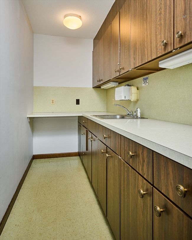 1 Burnham St, Home with 0 bedrooms, 4 bathrooms and 40 parking in Turners Falls MA | Image 20