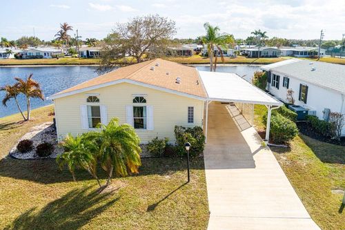 8125 Meadowlark Ln, PORT ST LUCIE, FL, 34952-3143 | Card Image
