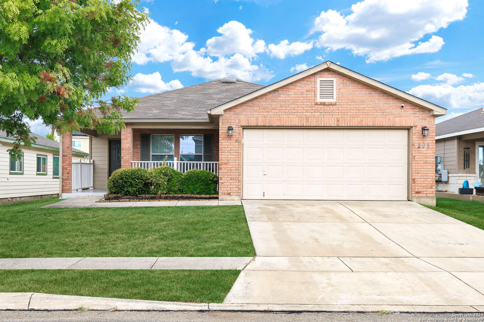 Willow Crst, Cibolo, TX 78108