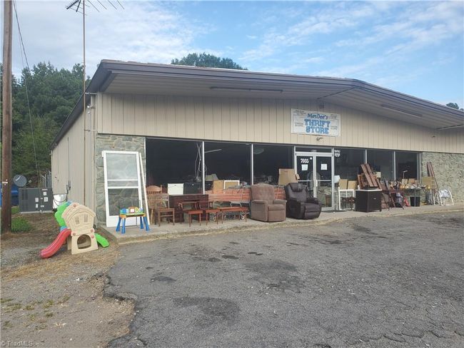7035 Nc Highway 705, Home with 0 bedrooms, 0 bathrooms and null parking in Eagle Springs NC | Image 4