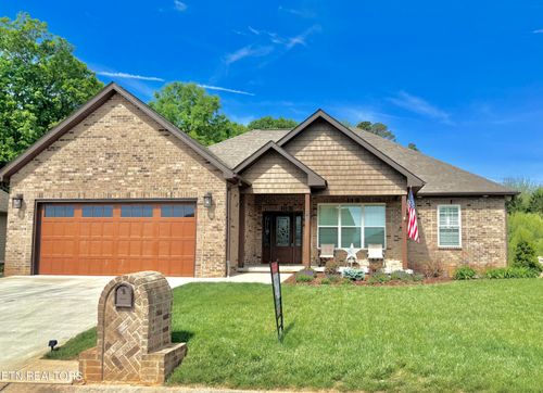 212 Waters Edge Way, Lenoir City, TN, 37771 | Card Image