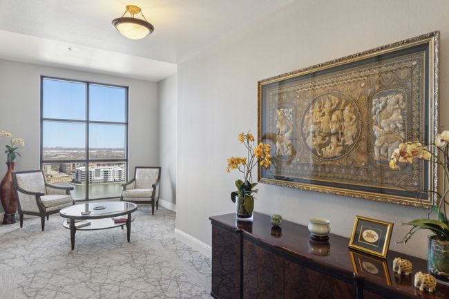 16th floor elevator lobby with lake view | Image 23