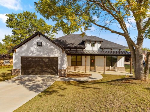 703 Ridgeway Rd, Joshua, TX, 76058-6147 | Card Image