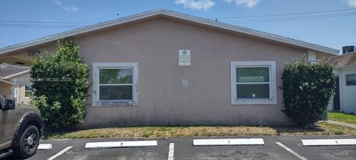 apt-1-230 Ne 40th St, Oakland Park, FL, 33334-1460 | Card Image