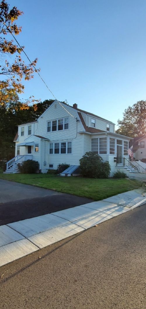 3 Bellevue St, Fairhaven, MA, 02719 | Card Image