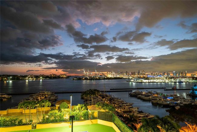 APT-1012 - 90 Alton Rd, Condo with 2 bedrooms, 2 bathrooms and null parking in Miami Beach FL | Image 30