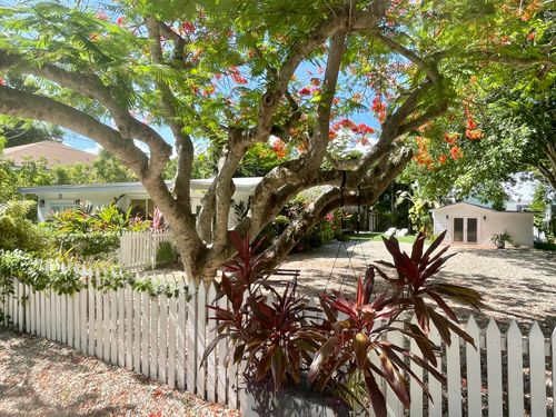 113 Key Heights Dr, Tavernier, FL, 33070-2009 | Card Image