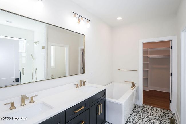 472 Yadkin Rd, House other with 4 bedrooms, 4 bathrooms and 2 parking in Southern Pines NC | Image 12