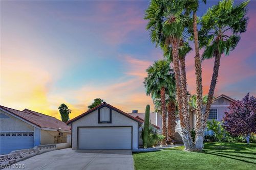 5501 Kettering Pl, Las Vegas, NV, 89107-3739 | Card Image